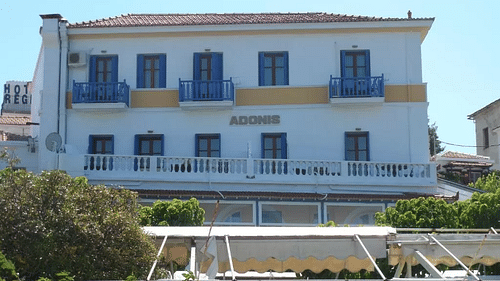 Hotel Adonis Rooms in Skopelos