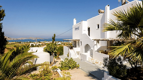 Hotel Agnanti Studios in Paros