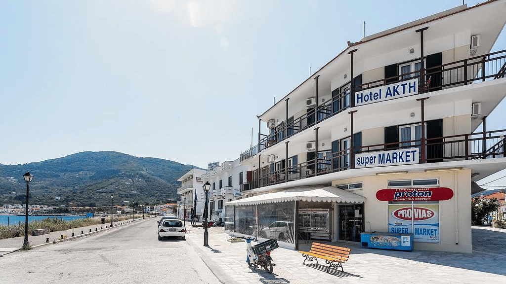 Foto del hotel central Akti Fine Rooms