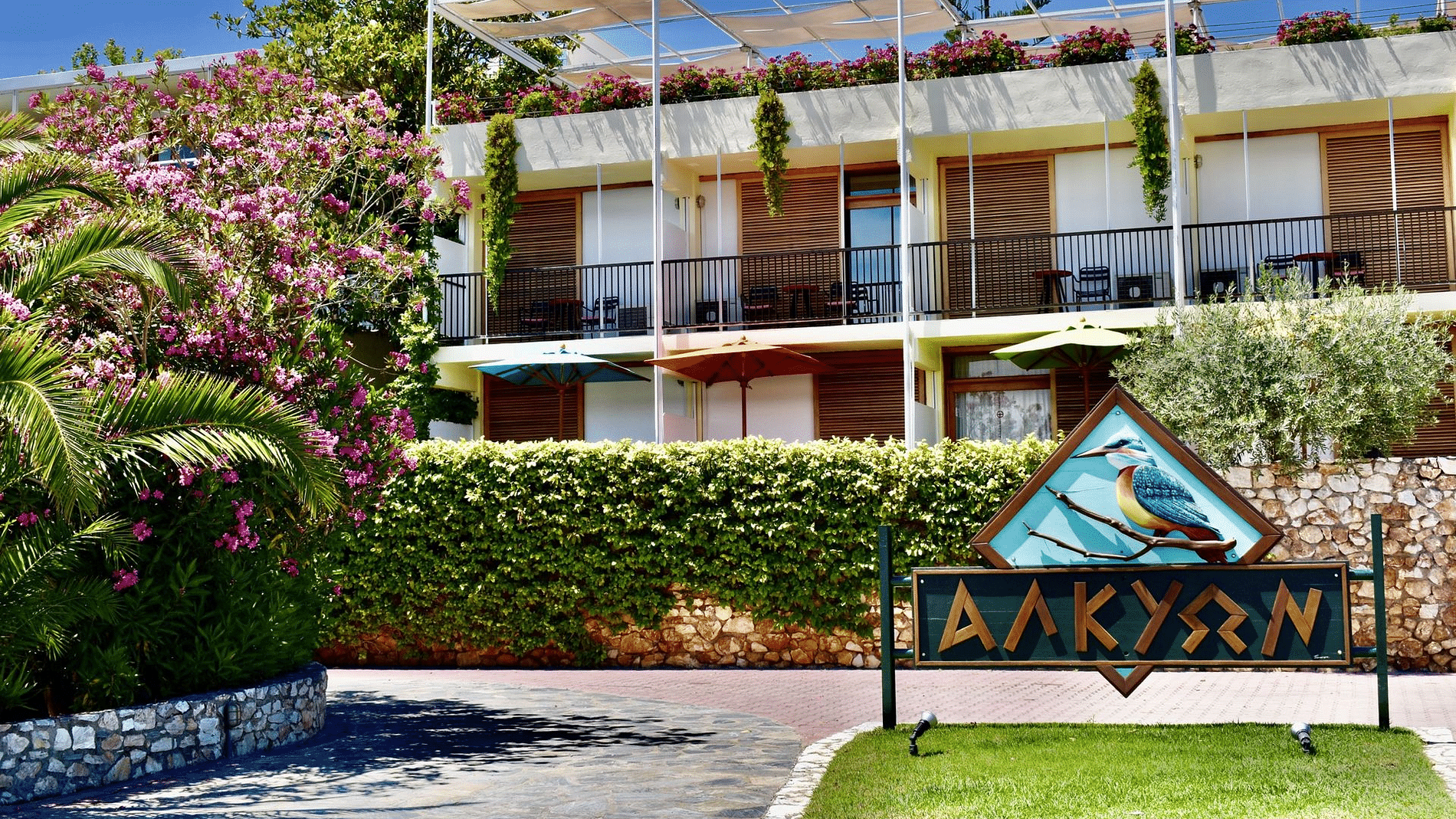 Hotel central photo Alkyon