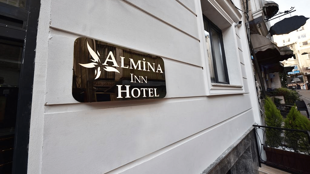 Zentrales Hotelfoto Almina inn Hotel