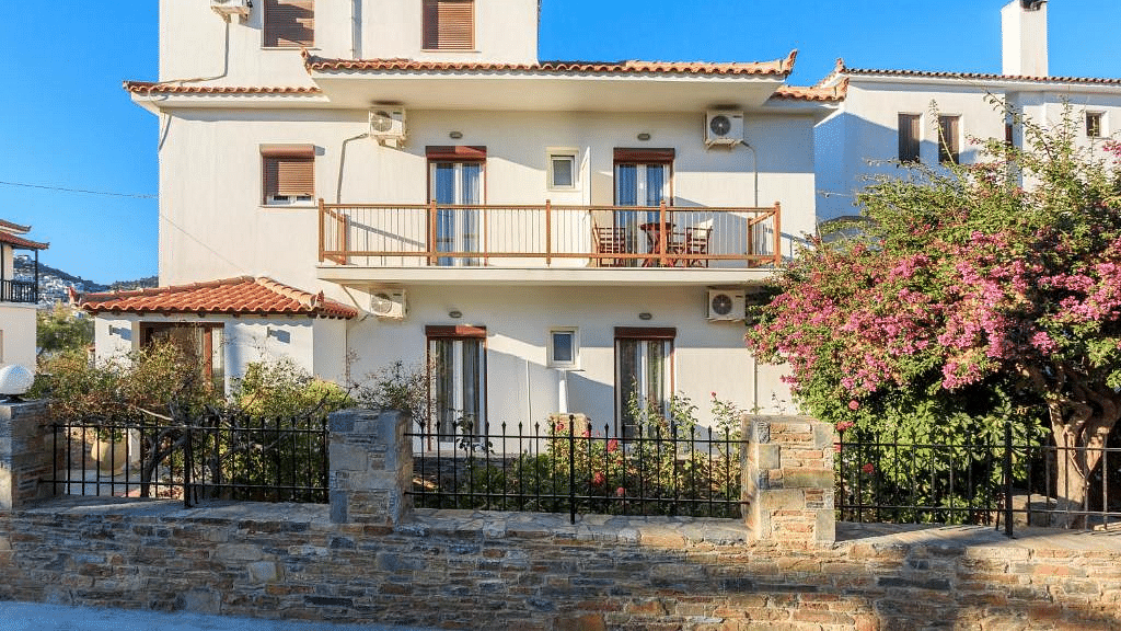 Hotel central photo Antonios Skopelos studios apartments