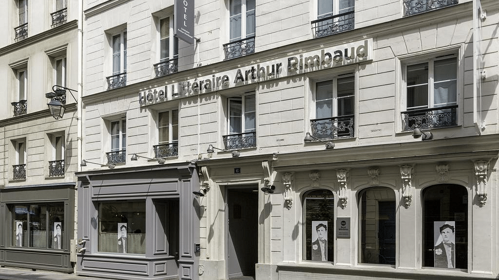 Hotel central photo Best Western Hôtel Littéraire Arthur Rimbaud