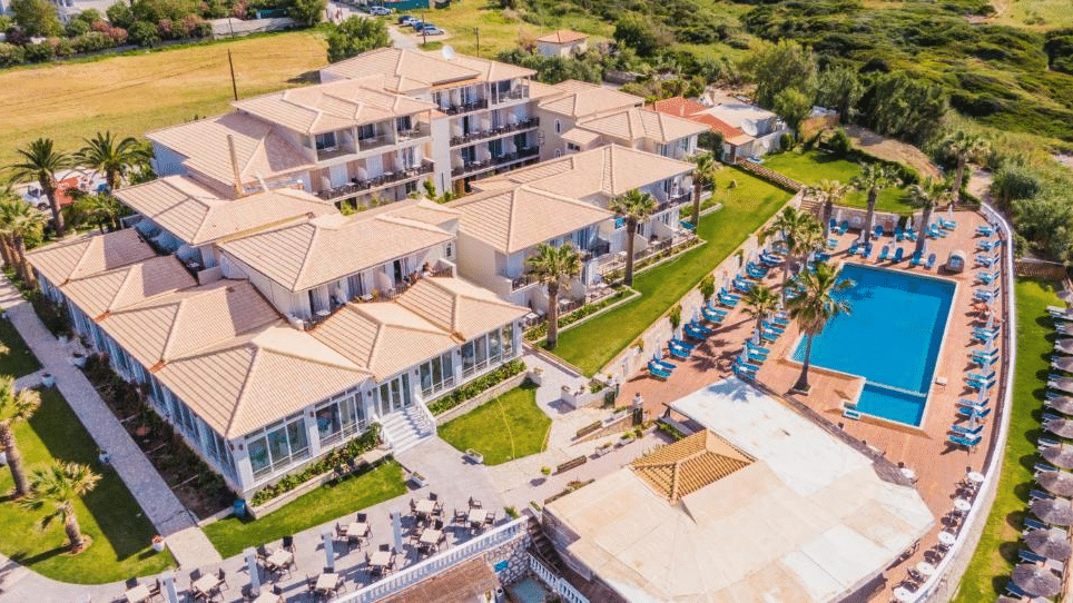 Crystal Beach Hotel | thegreeks.com