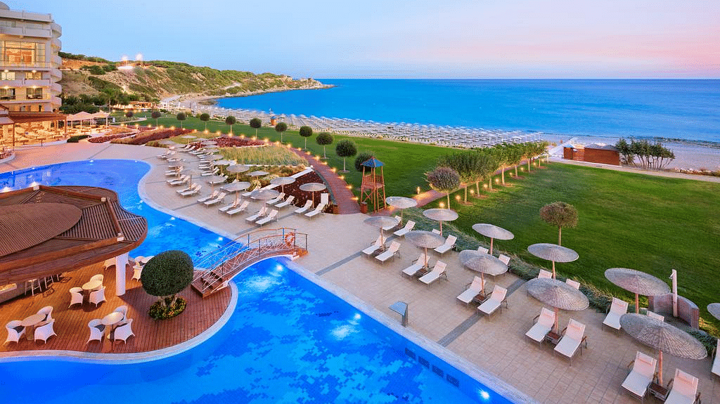 Hotel central photo Elysium Resort & Spa