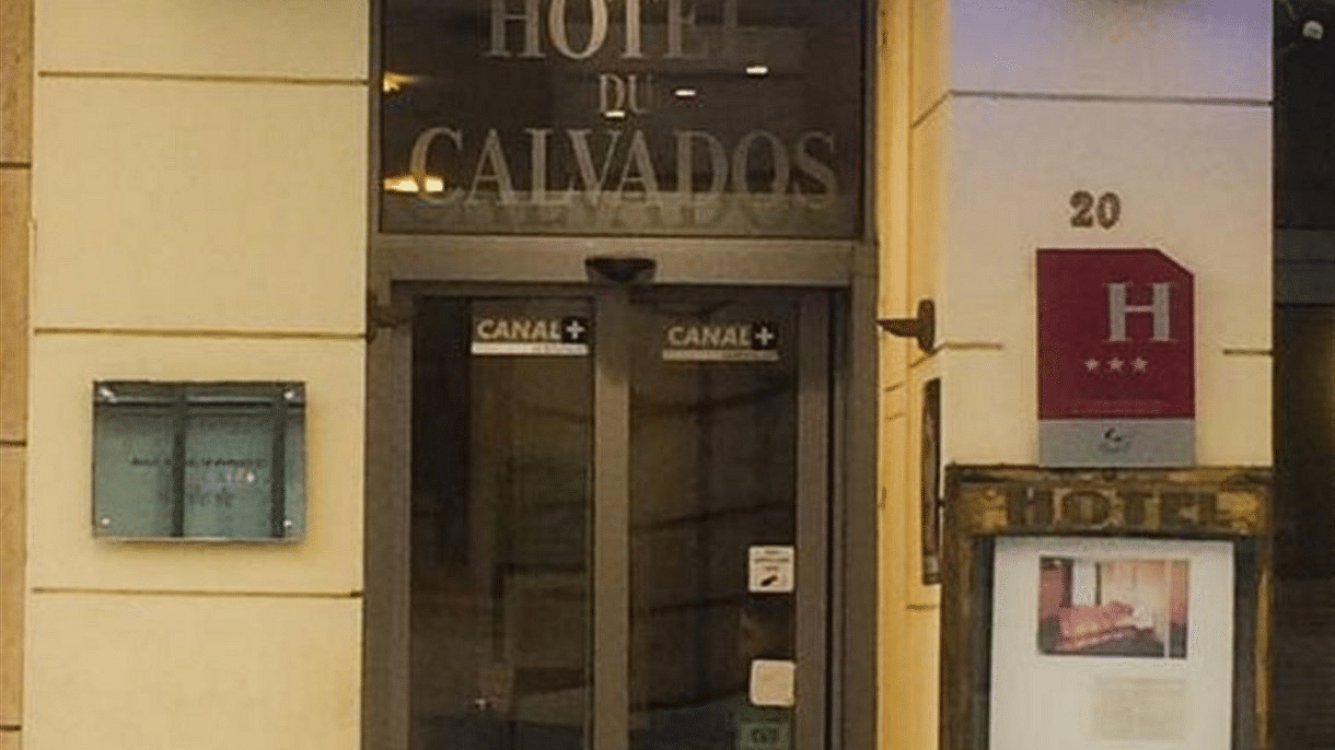 Hotel central photo Grand Hotel Du Calvados