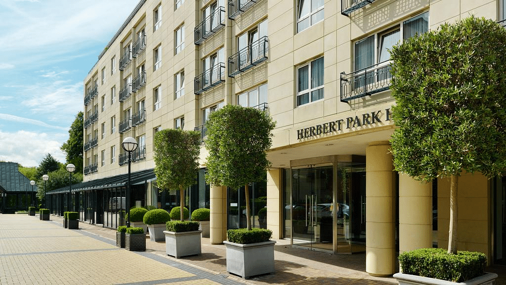 Fotografia centrale dell' hotel Herbert Park Hotel and Park Residence