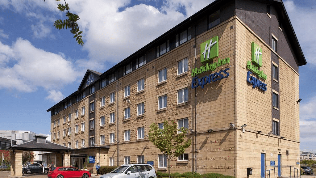 Hotel central photo Holiday Inn Express Edinburgh - Leith Waterfront