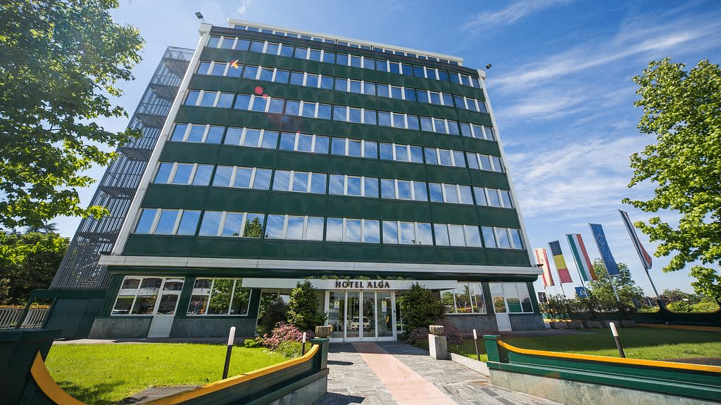 Hotel central photo Hotel Alga