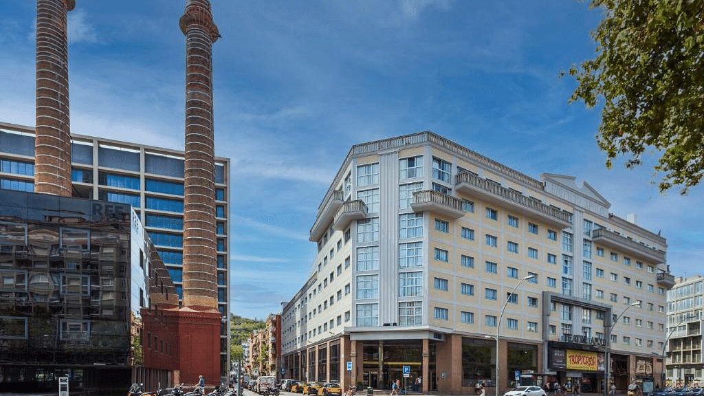 Hotel central photo Hotel Barcelona Apolo, Affiliated by Meliá