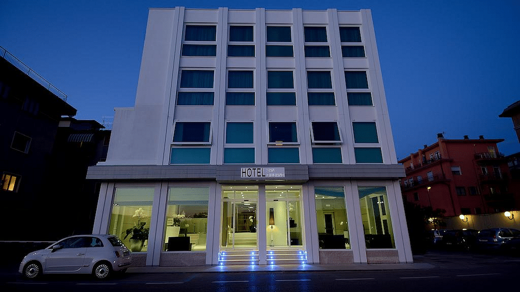 Hotel central photo Hotel San Giuliano