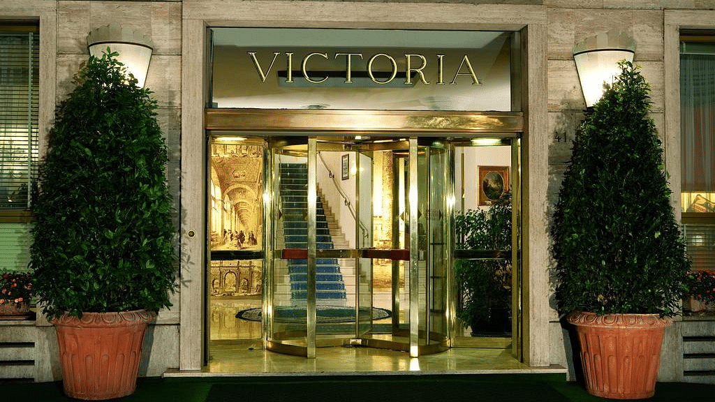 Hotel central photo Hotel Victoria