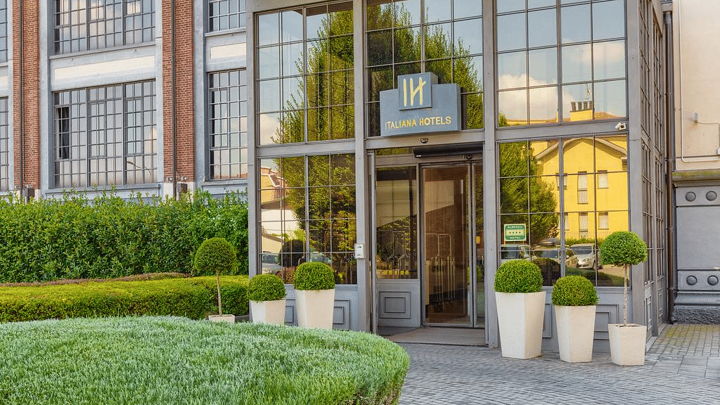 Hotel central photo Italiana Hotels Milan Rho Fair