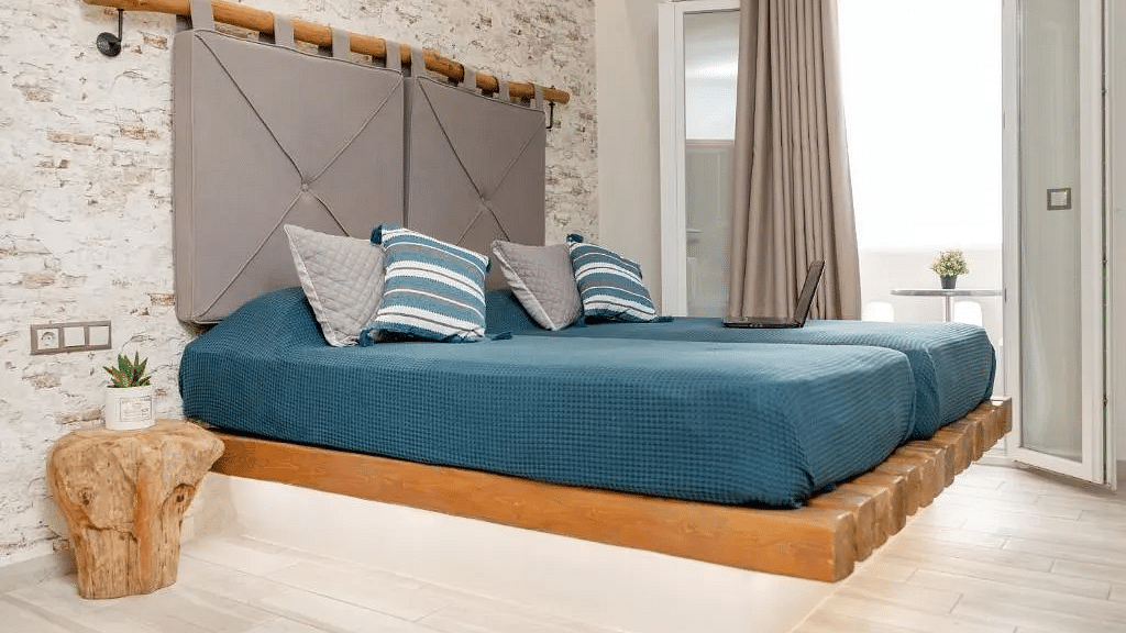 Hotel central photo Katerina Roza Studios - Heartfelt Hospitality in the City