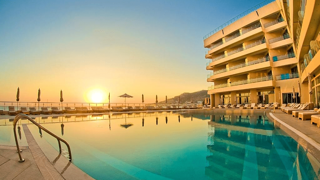 Fotografia centrale dell' hotel Konstantinos Palace