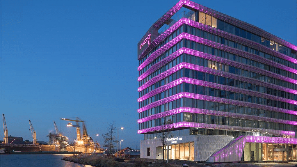 Hotel central photo Moxy Amsterdam Houthavens