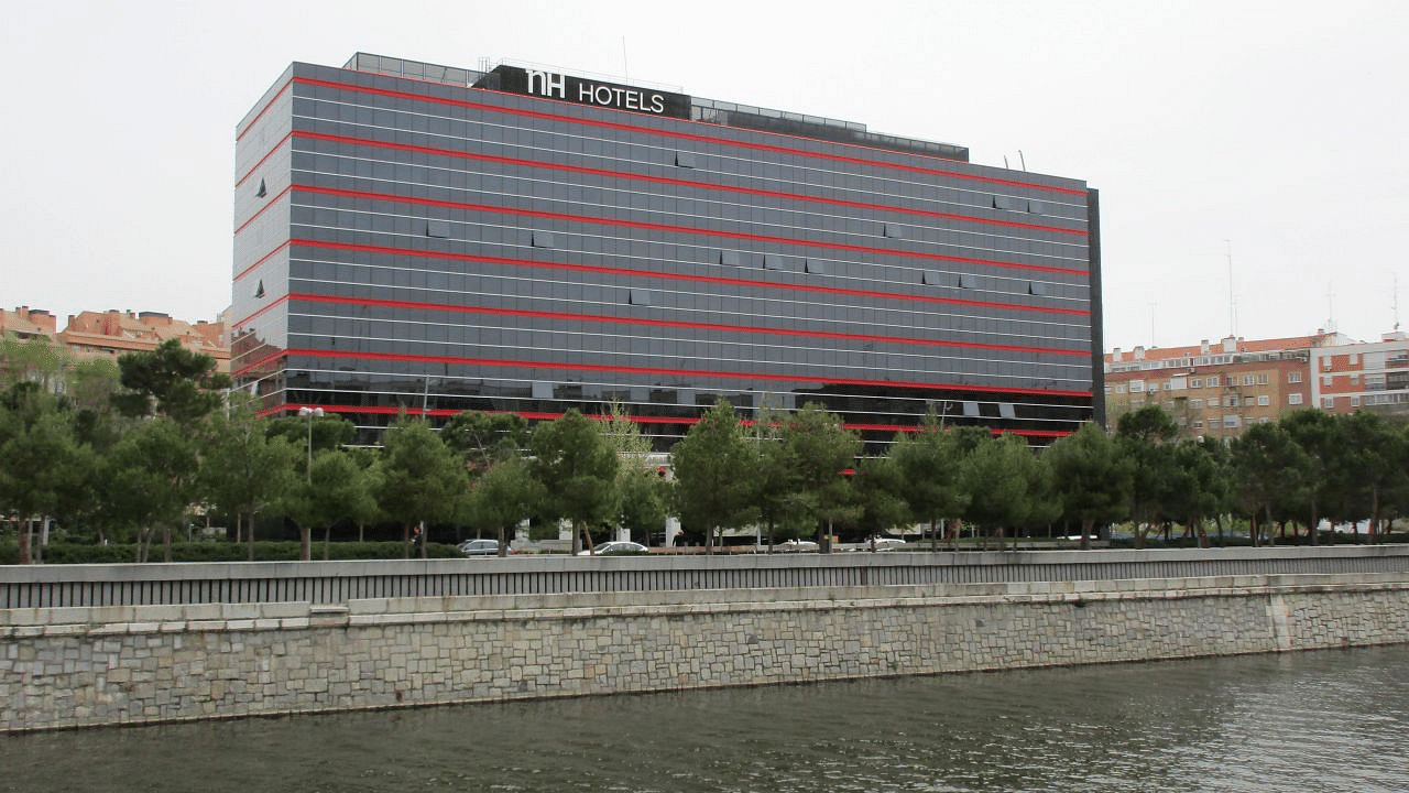 Hotel central photo NH Madrid Ribera del Manzanares