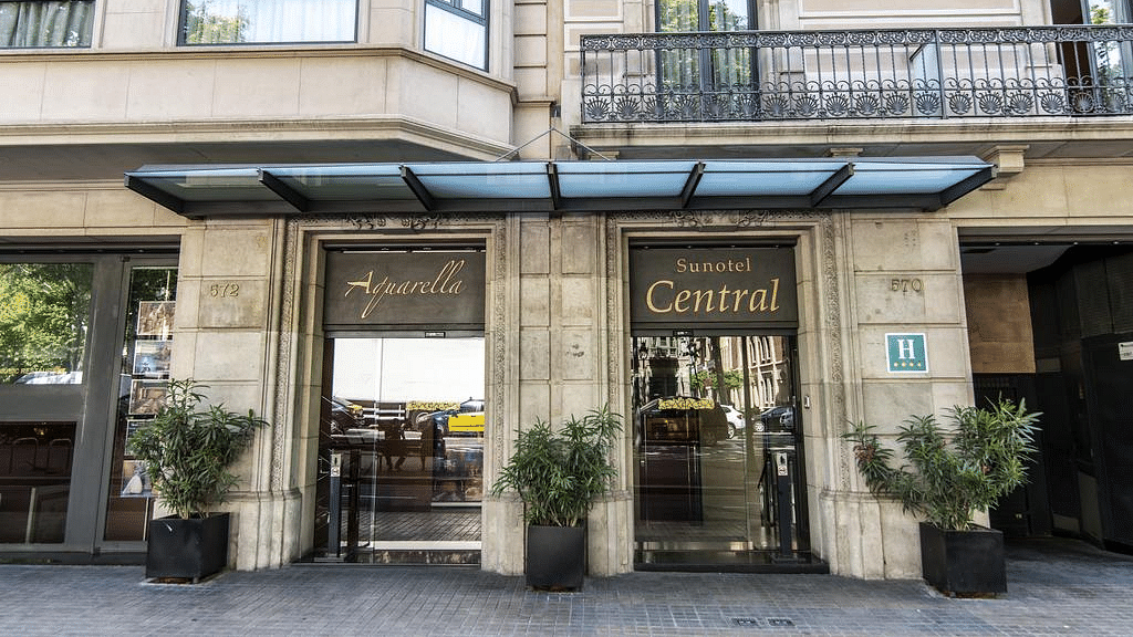 Hotel central photo Sunotel Central