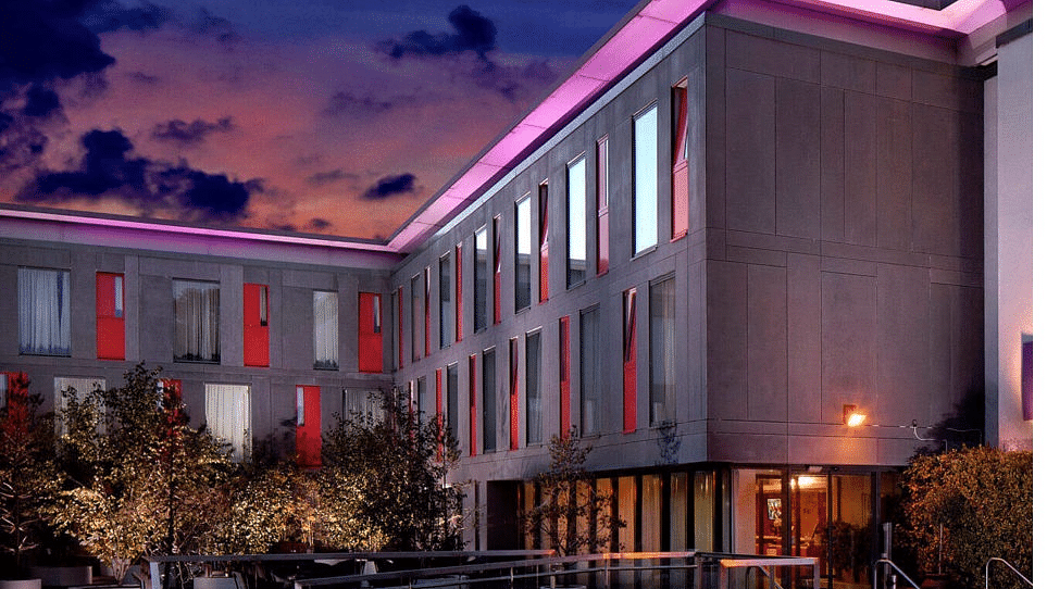 Fotografia centrale dell' hotel The Address Citywest (formerly Kingswood Hotel)